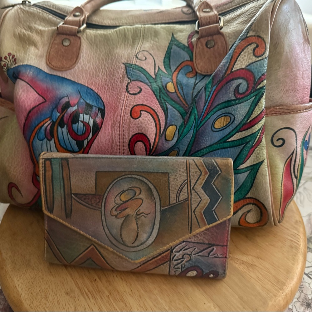 Beautiful matching wallet from Jeanne